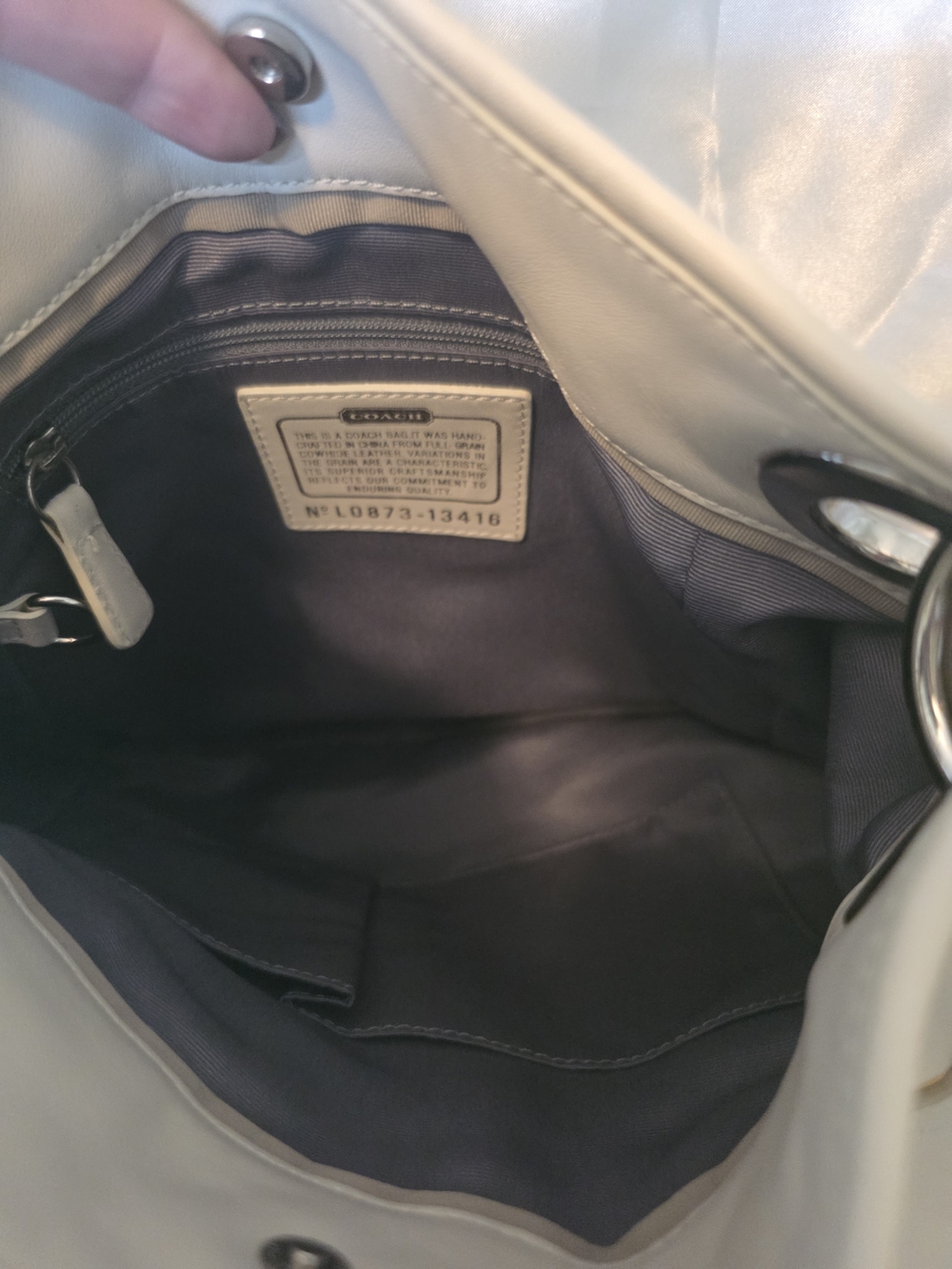 Coach Parker Ivory Leather Shouldwer Bag Used Authentic - Picture 5 of 7